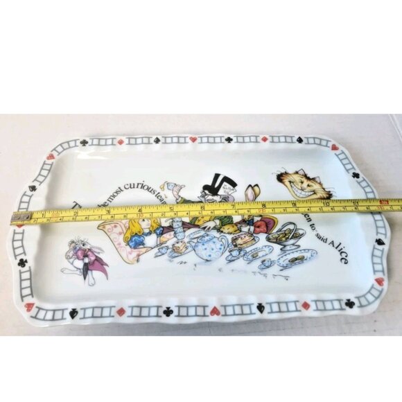 Paul Cardew Alice in Wonderland Mad Hatter Ceramic Serving Tray — Collectible - Picture 3 of 5